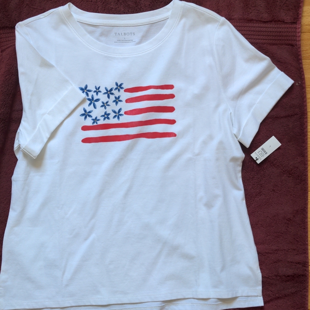 Talbots high-low tee with charming flag graphic - NWT - Picture 2 of 7